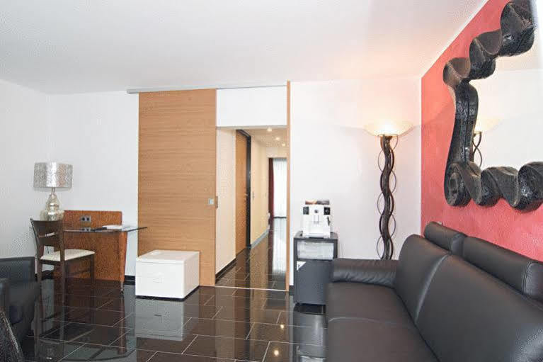 Maria Suite Am Dom Cologne Exterior photo